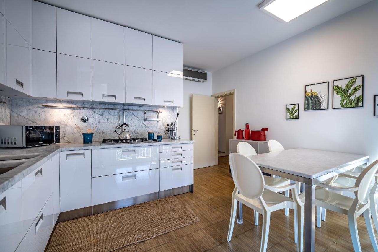 Yid Penthouse On Florence River With Parking Kültér fotó