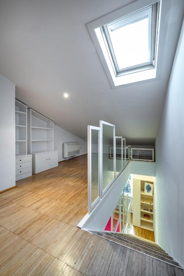 Yid Penthouse On Florence River With Parking Kültér fotó