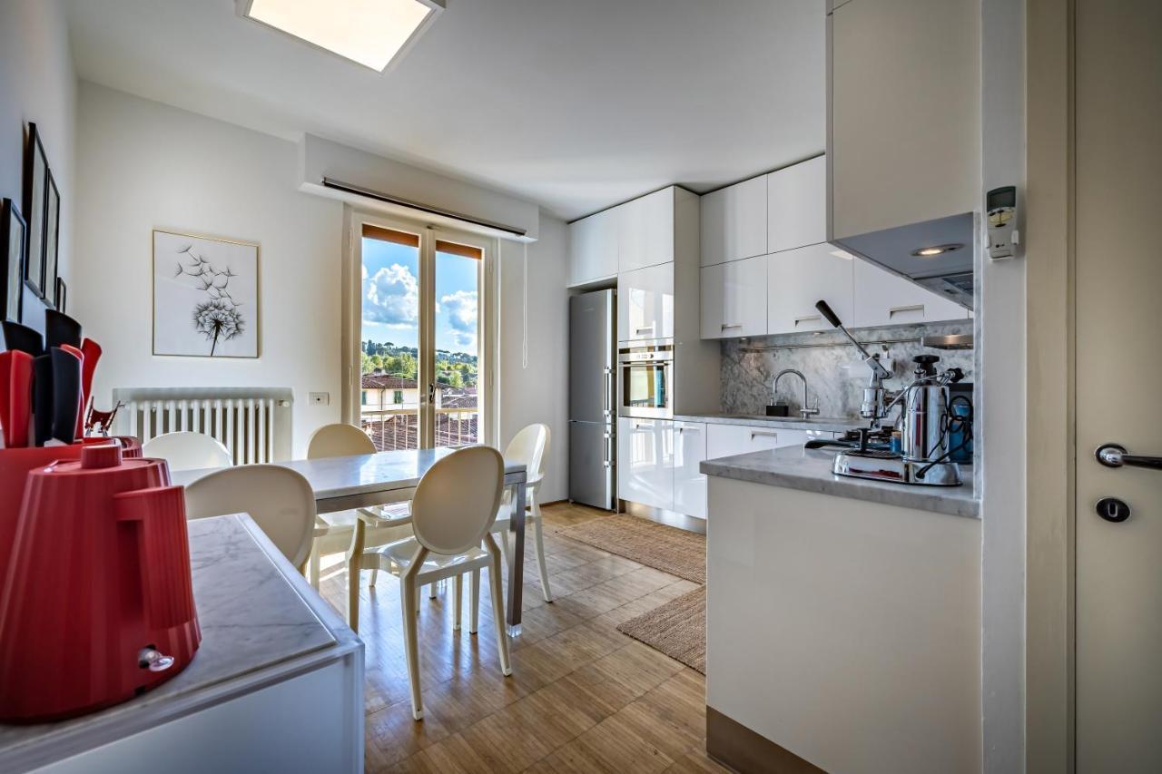 Yid Penthouse On Florence River With Parking Kültér fotó